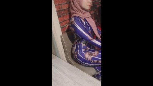 Bokep Jilbab Pakaian Ketat Hot Ngentot