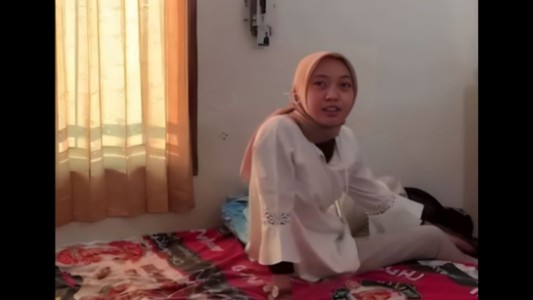 Hijab Naked Gara-gara Diajak Ke Kost